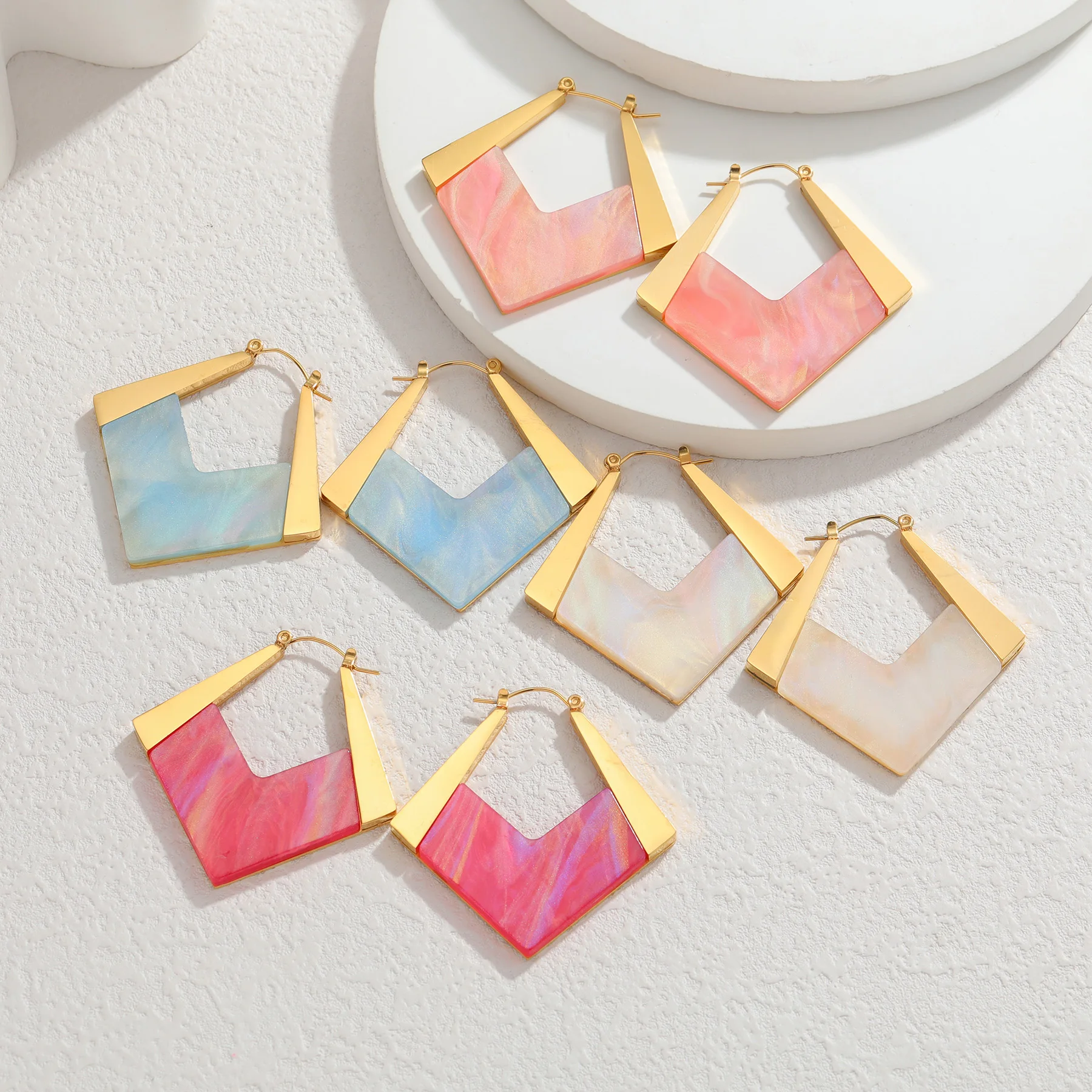 Kissmoon Geometric Hollow Irregular Rhombic Heart Hoop Earrings for Women Fashion Casual Party Daily Accessories Jewelry Gifts