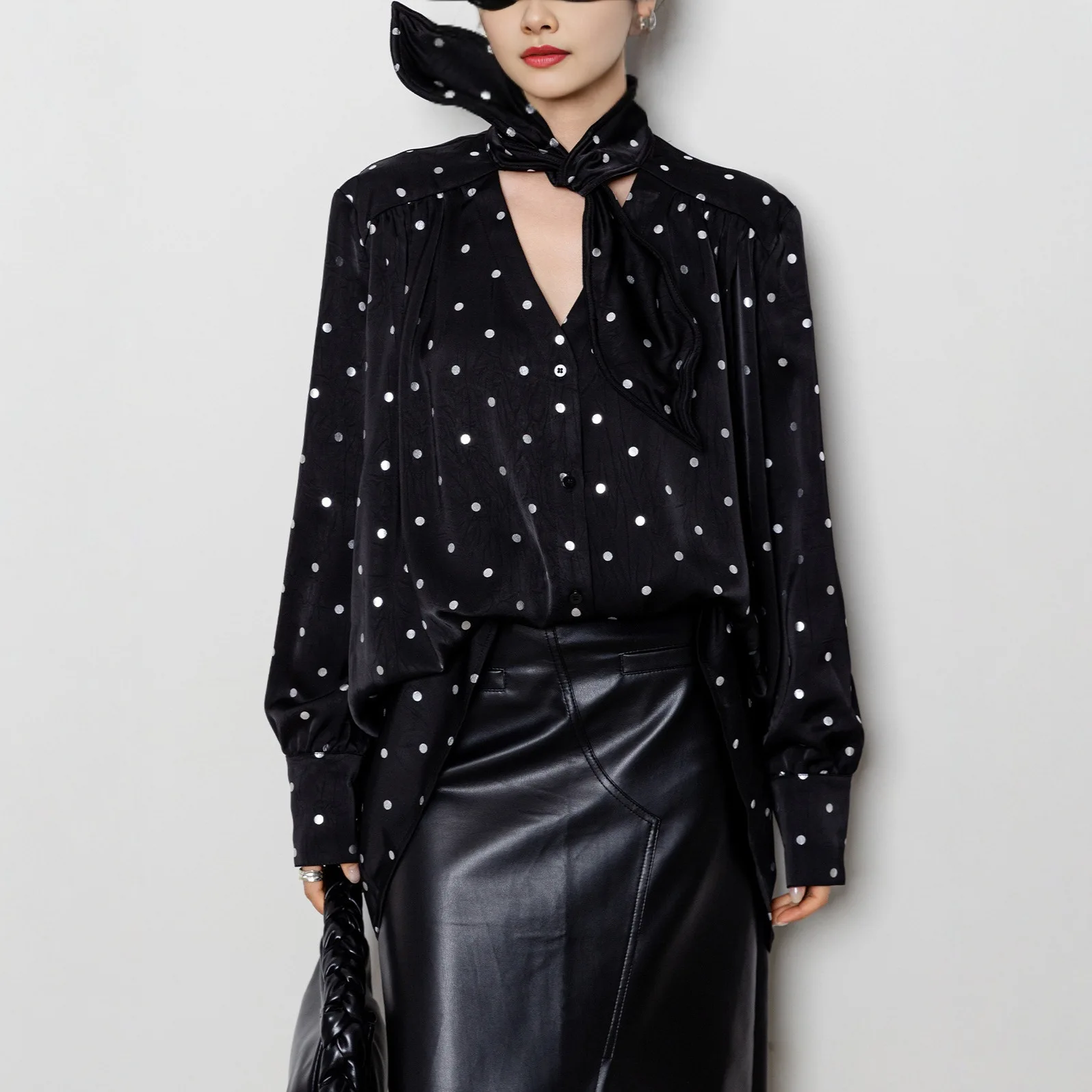 

2026 Early Spring Hot Silver Polka Dot Tie Tie Shirt V Neck Retro and Niche Blouse Loose Women's French Style Floral Satin Shirt