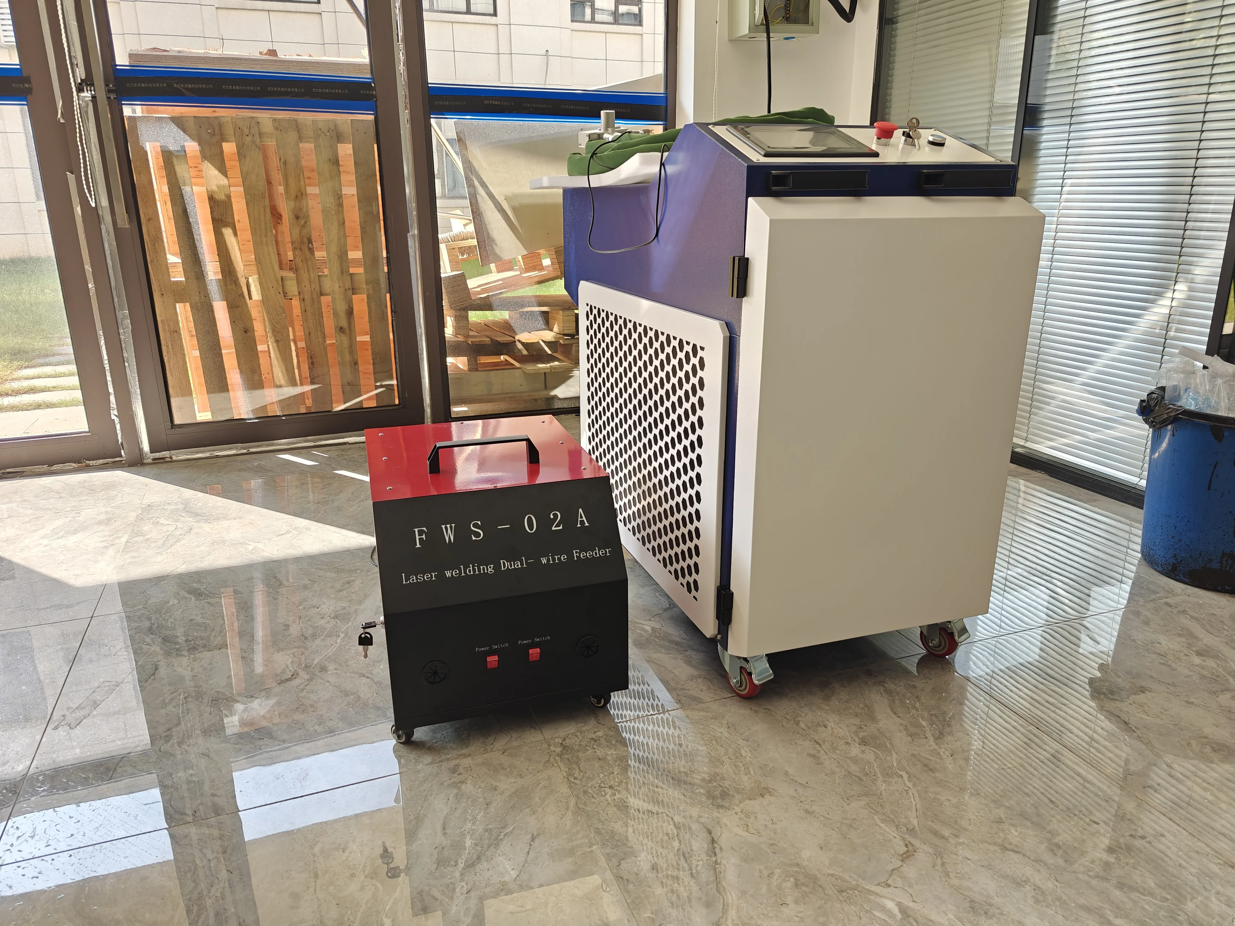 HWC1500 Hanli 1500W  fiber laser welding handheld laser welding machine  for metal spot welding machine multi-function