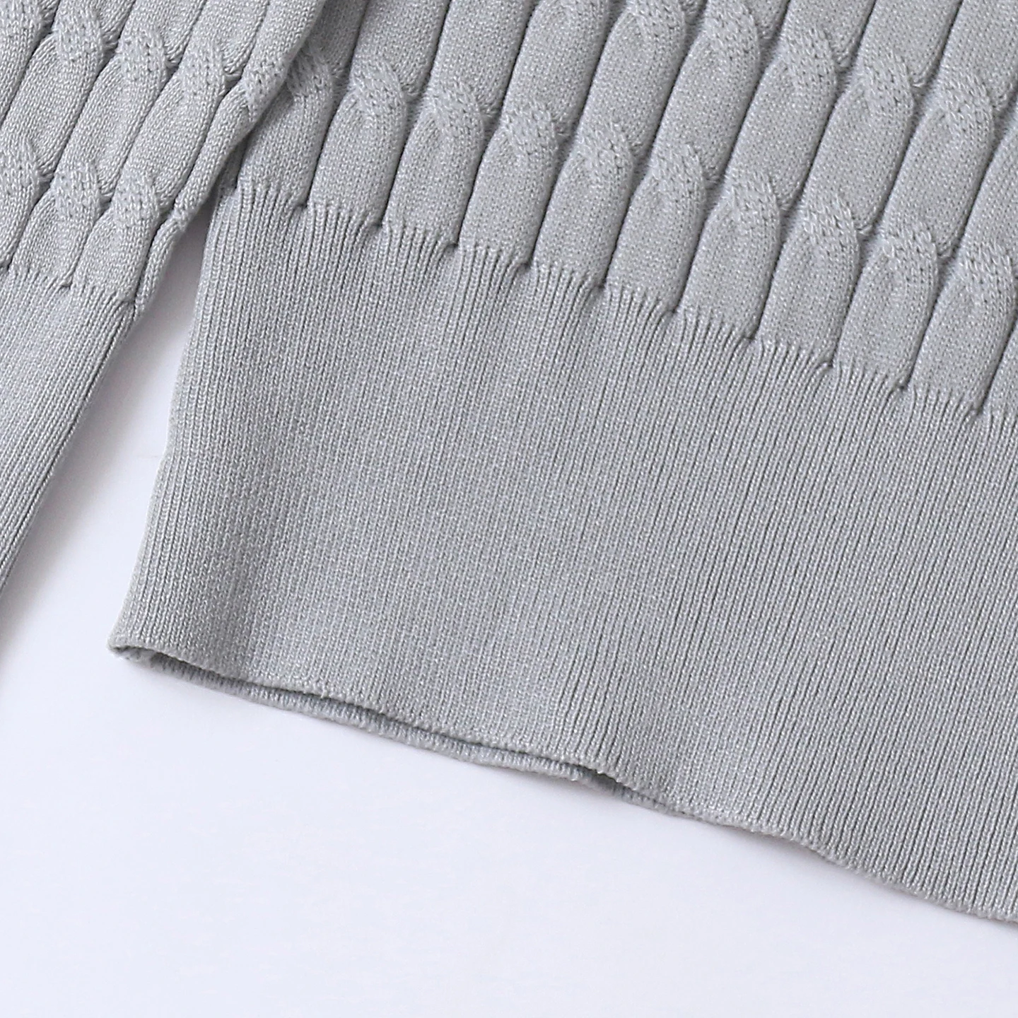 ツイストニットロングスリーブラウンドネック伸縮性レディースセーター秋新作スリムフィットニットウェアベースレイヤー