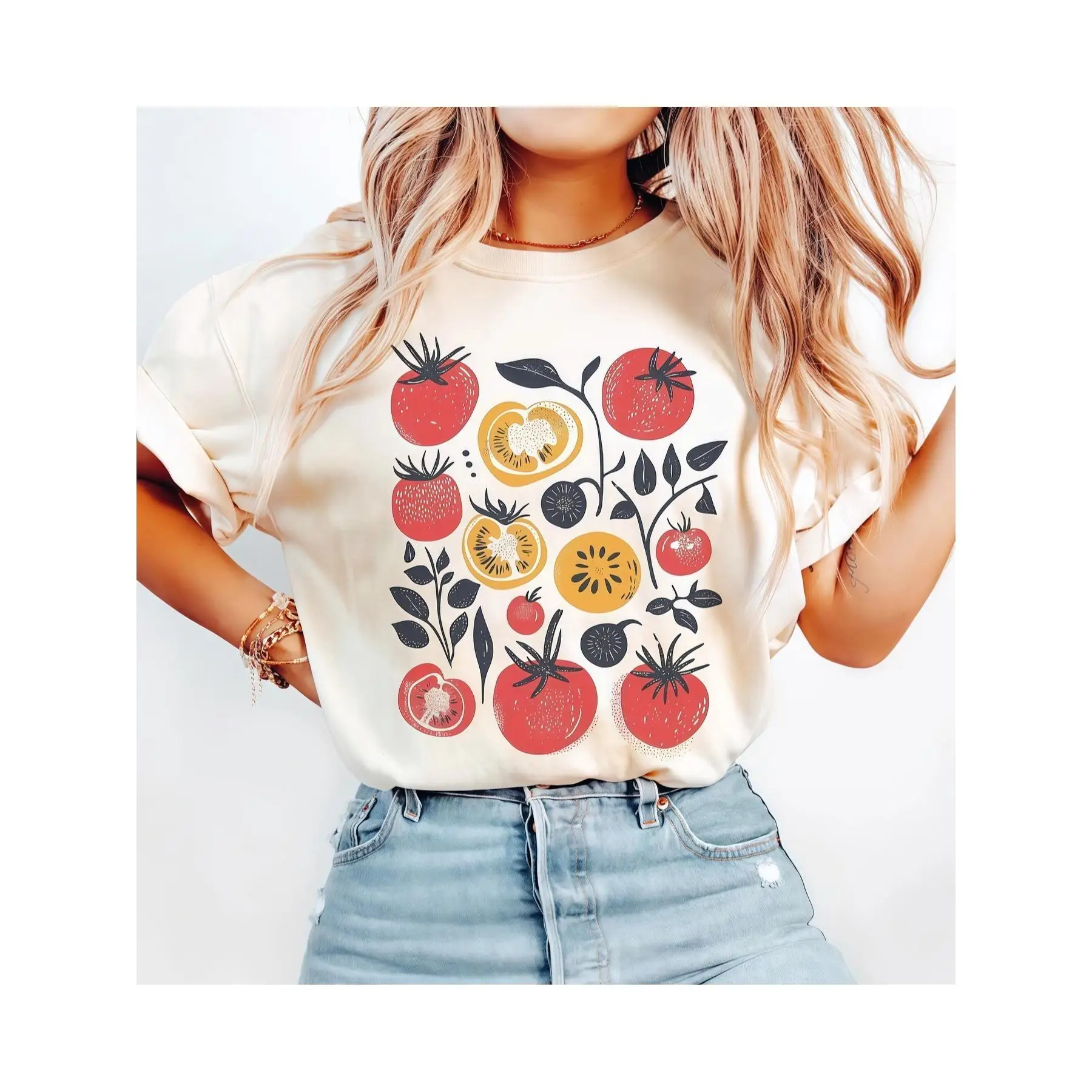 

"Vintage Tomato T-Shirt for Women | Retro Vegetable Graphic Tee | Cute Cottagecore Garden Lover Gift"