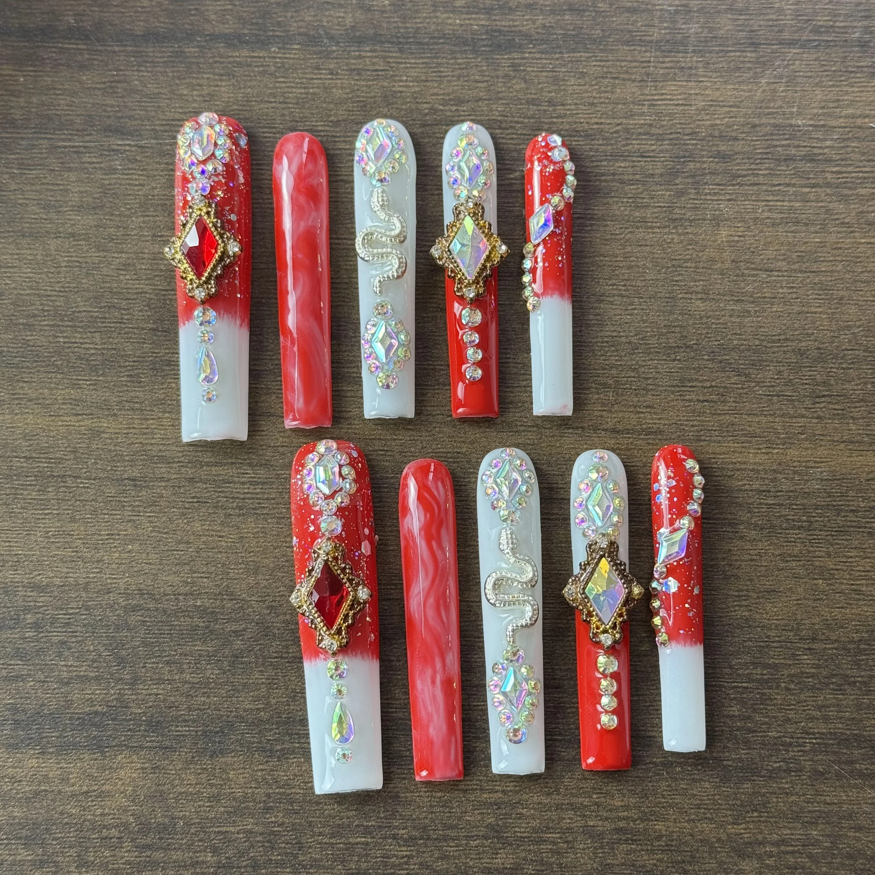 

10pcs high-end National style, retro imperial style, three-dimensional handcrafted white stone diamond, sparkling square diamond