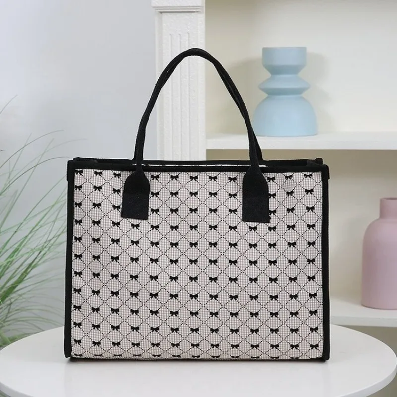 

Refined Maillard Style Crossbody Portable Cute Exquisite Work Handbag Perfect For A Hiking Adventure