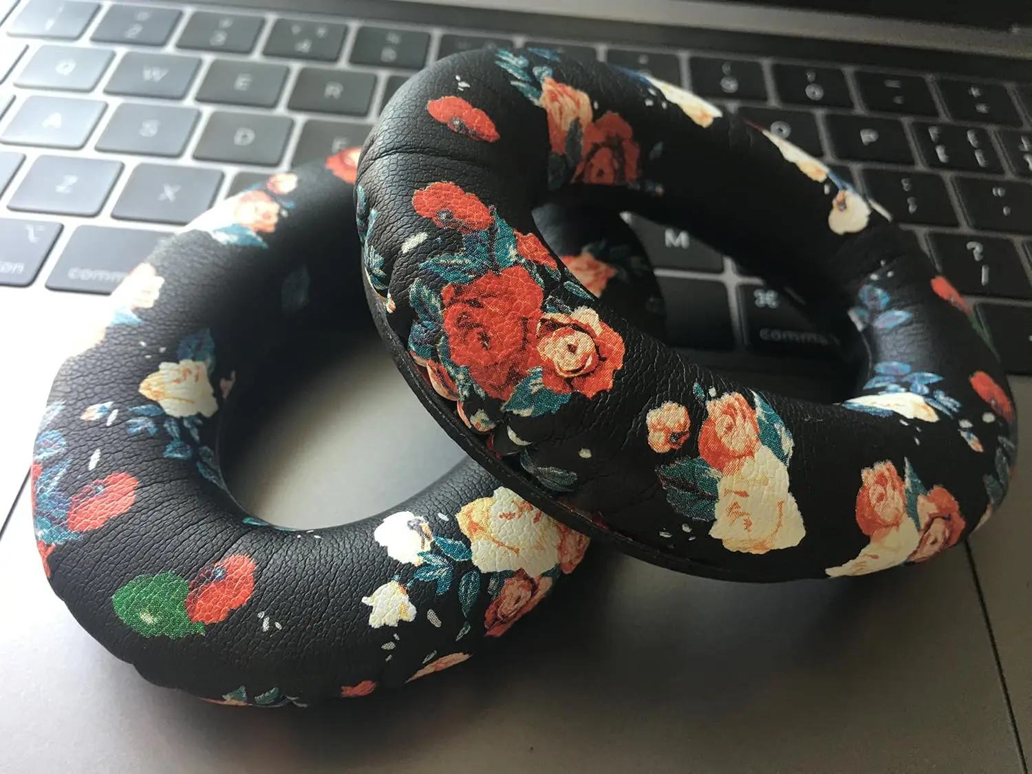 QC35 Ear Pads, Replacement Protein Leather Earpads Memory Foam Ear Cushions Cups Repair Parts for Bose QuietComfort 35 (QC35)