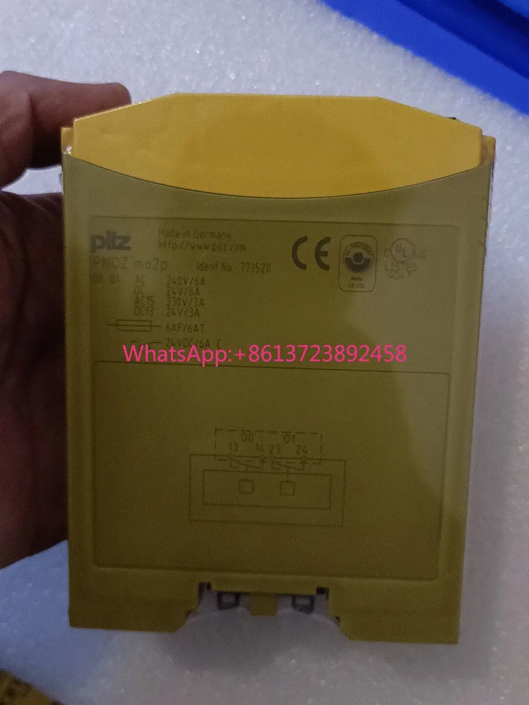 

Pilz 773520 safety relay in stock