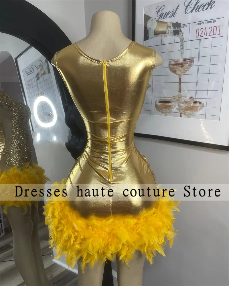 Gold Crystal Rhinestones Birthday Prom Dresses Black Girl 2025 Feather Homecoming Dress Luxury Cocktail Dresses Customized