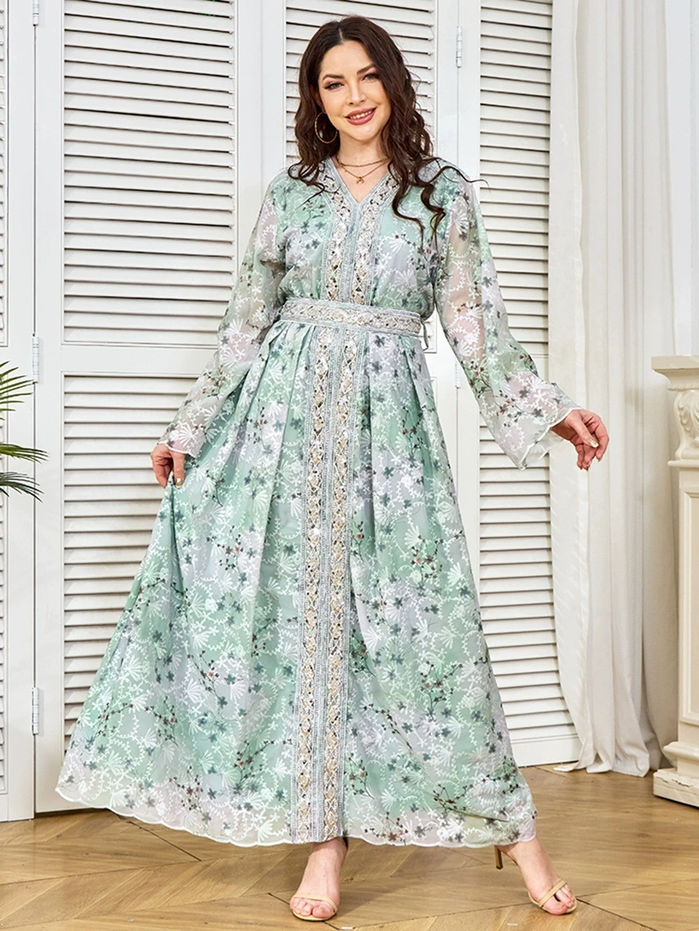 

Middle East luxury fashion Saudi Arabia Dubai robe new bead bead bead evening dress Muslim dress plus size women's dress