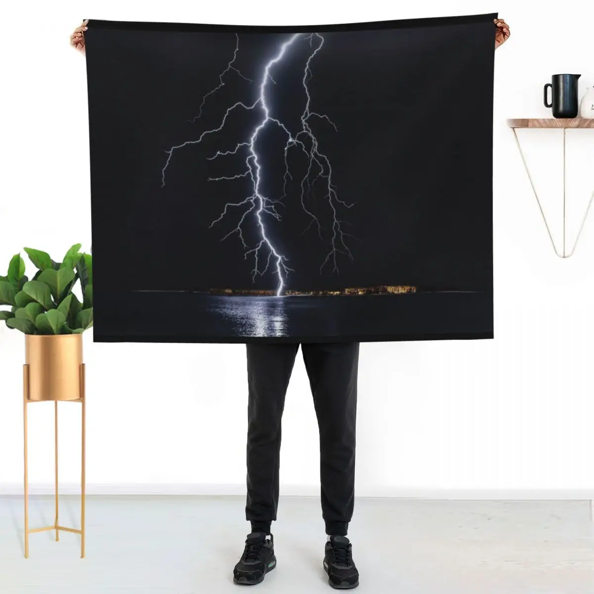Lightning Bolt Struck Throw Blanket Elegant Warm Throw Blanket for Hotel Home