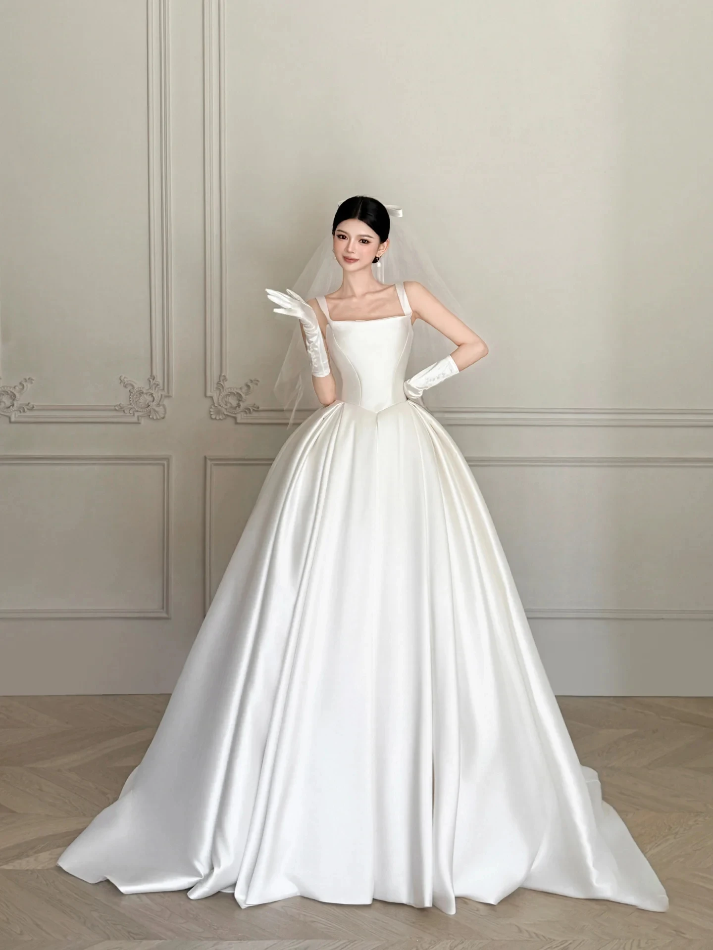 French Satin Wedding Dress 2026 New Bridal Main Yarn Advanced Texture Heavy Industry Retro Trailing Court Style Light Summer