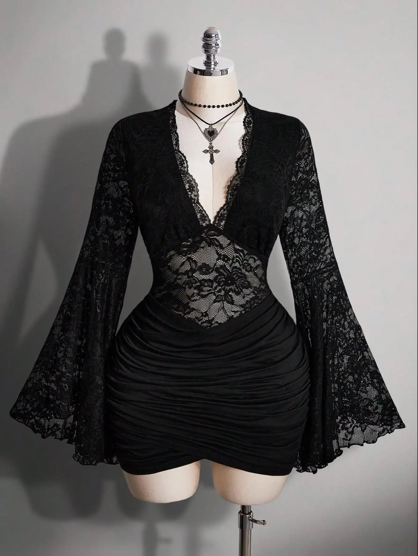 

Black Lace V-Neck Bodycon Dress with Flare Sleeves and Ruched Skirt