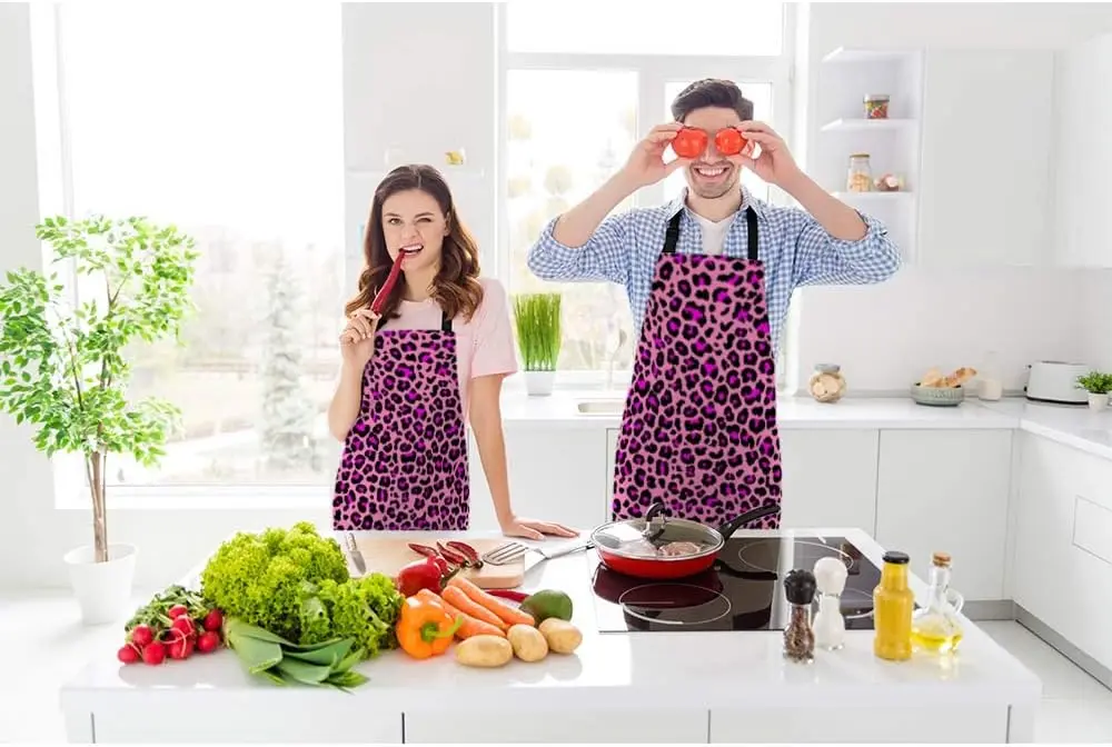 Pink Leopard Skin Pattern Kitchen Apron Animal Color Dots Skin Luxury Nature Fur Cooking Bib Apron for Chef Restaurant Home Clea