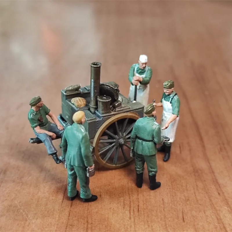 1:72 Scale Model Resin Painted Field Kitchen 3 Soldiers With 1 Cook Dining Cart Soldiers Toys DIY Scene Accessory Fans