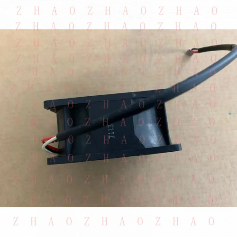 

Вентилятор охлаждения инвертора L+ для NMB 3115RL-05W-B69, DC 24V 0.50A, 3-контактный, 80*80*38мм