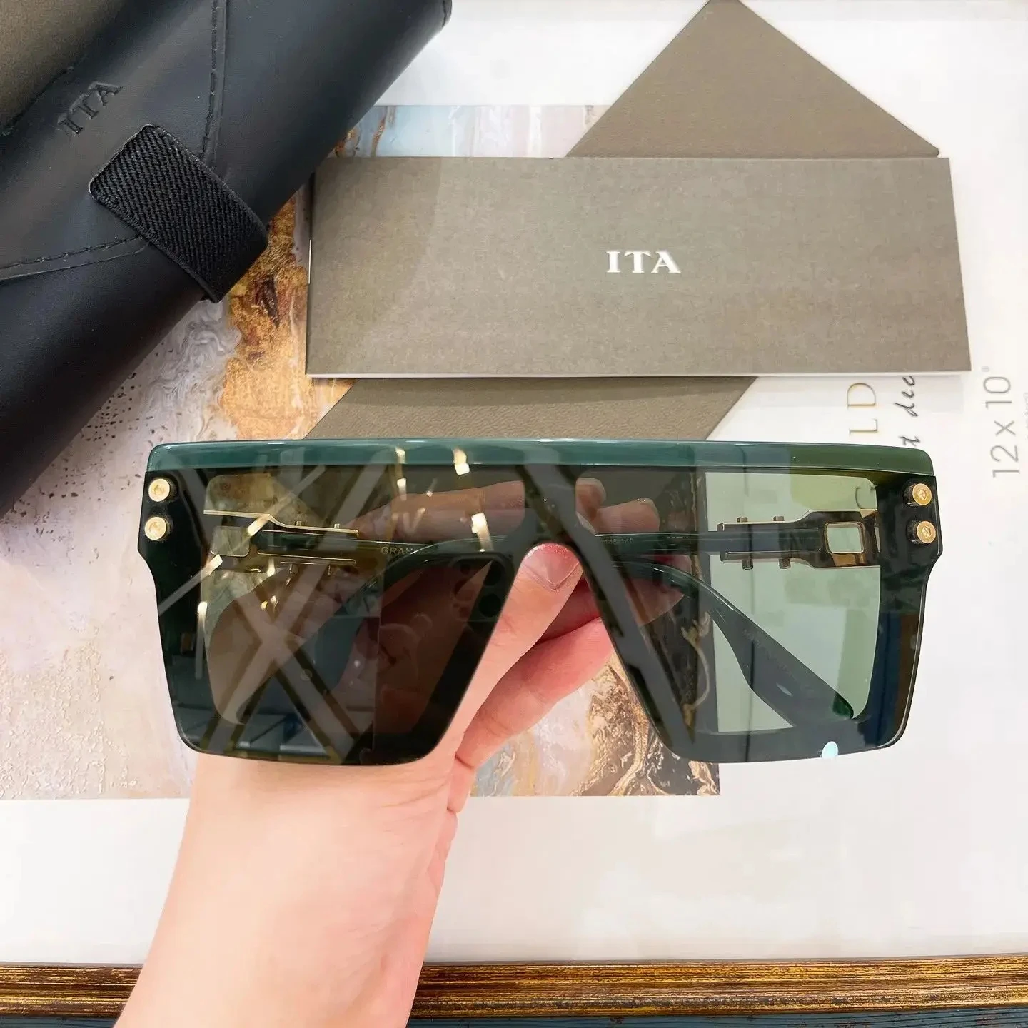 

Original LIANGCHENDITA DTS811 Luxury Classic Business Oversized Men Sunglasses Trendy Green Acetate Frame Women Couple Eyewear