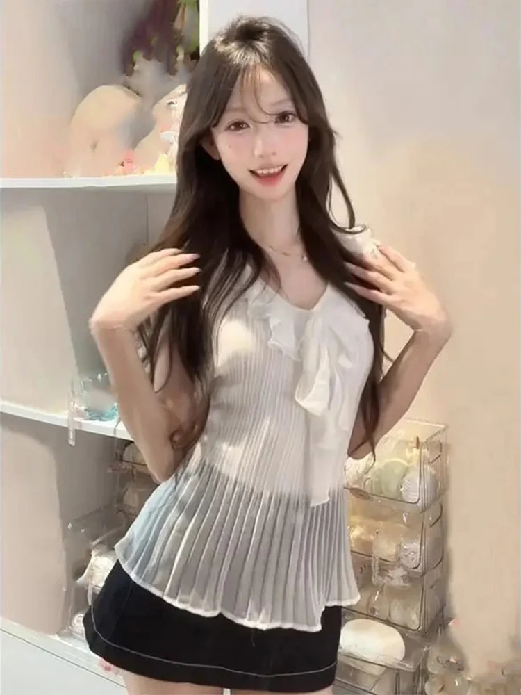 قمصان بيضاء ملابس نسائية 2025 قمصان دي موخير قصيرة الأكمام الخامس الرقبة طيات البلوزات سليم صالح الكشكشة رقيقة بلوزات من الشيفون الإناث