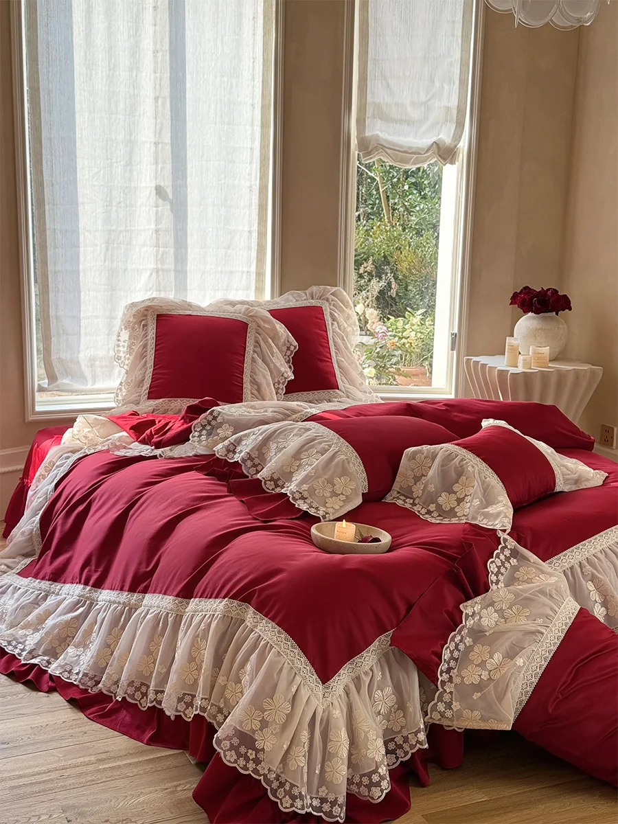 

Romantic Wedding Bedding Set 18m Lace Large Trim Red Marriage Quilt Cover Bed Skirt Princess Style Cotton Duvet Cover Bedding