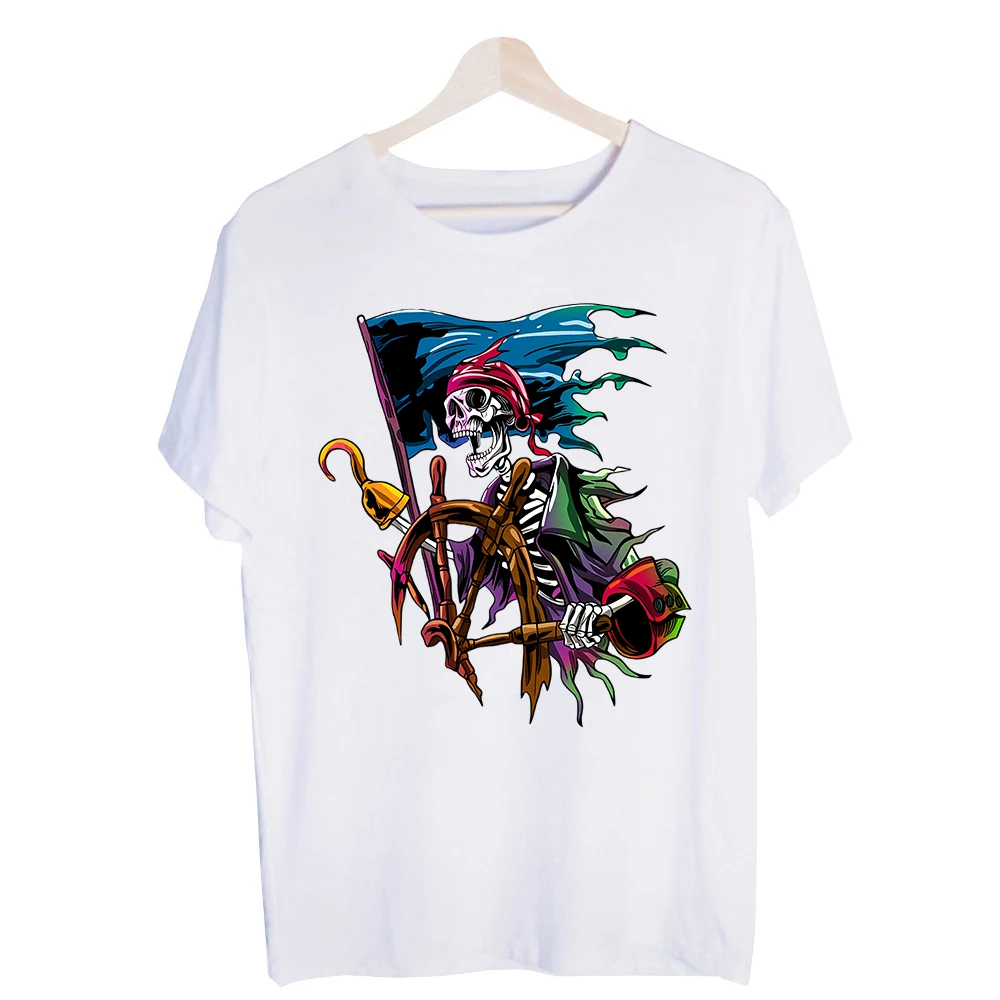 Men's Pirate Skeleton Graphic Tee, Short Sleeve Crew Neck T-Shirt for Casual Streetwear and Summer Outfits