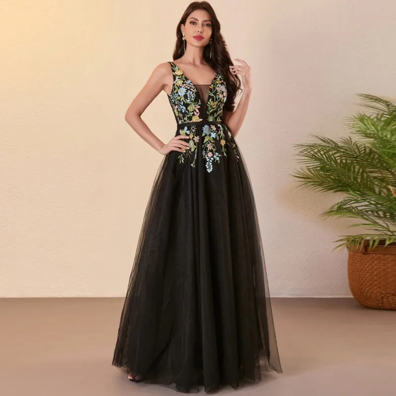 Nouvelle Robe de Soirée Longue Brodé Sexy à Col en V pour Femme 2026, Tendance, Amincissante, en Dentelle Colorée 3D et Maille, Idéale pour Banquets