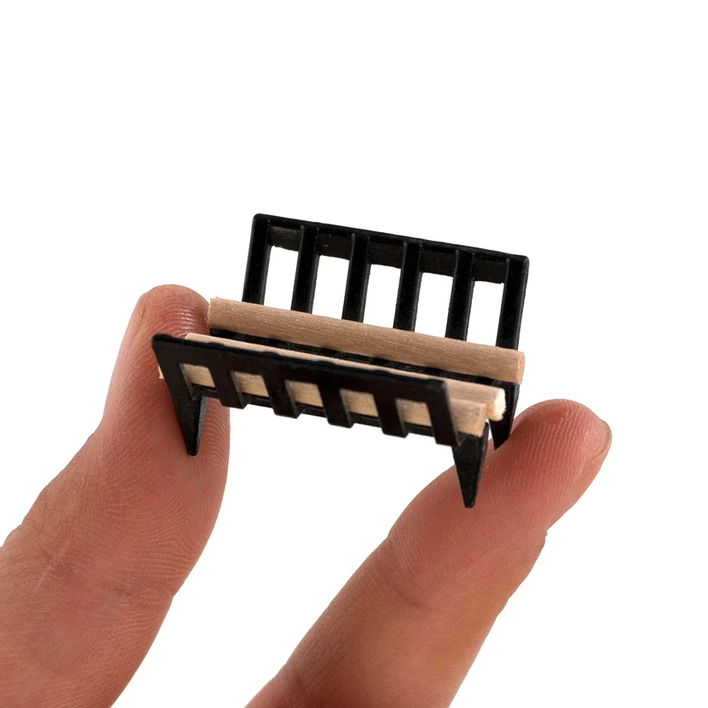 1/12 Dollhouse Miniature ฟืนกรอบชุด Mini ชั้นวางของเล่นสําหรับตุ๊กตาอุปกรณ์ House ตกแต่ง