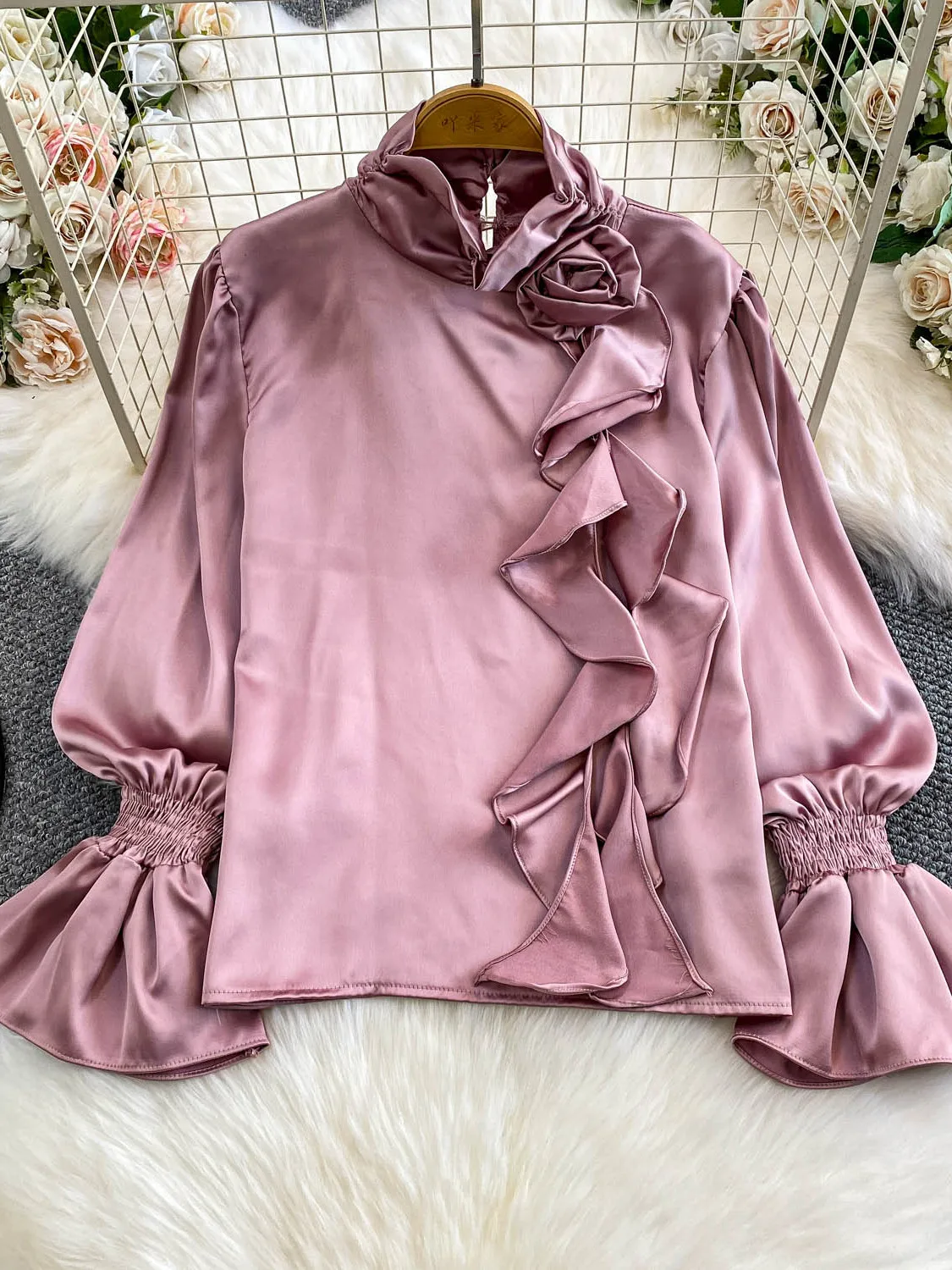 

Ele Satin Floral Lace Hem irt Women's Loose Slimming Long Sve Stand Collar Bell Sve irt Autumn Faion Ladies' ...