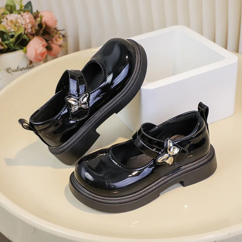 Girls Patent Leather Mary Jane Shoes Kids Butterfly Hook‑and‑Loop Thick‑Sole Princess School Shoes