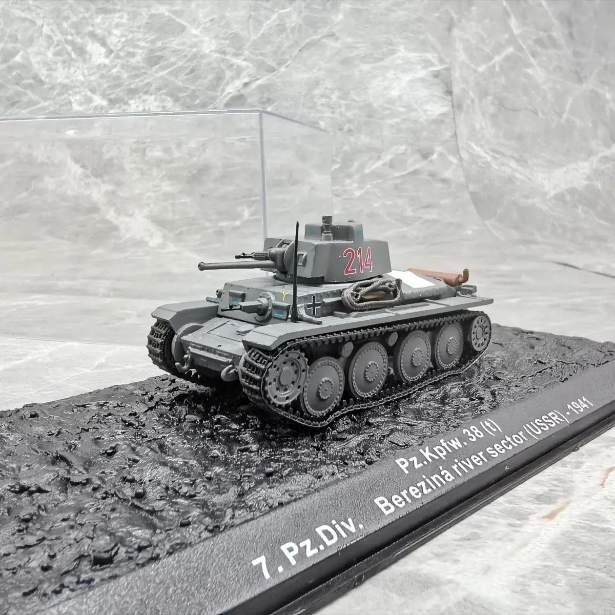 

Модель немецкого зенитного автомобиля 38t 1941 года (1/72, сплав (основной корпус) + пластик) - сувенир/украшение