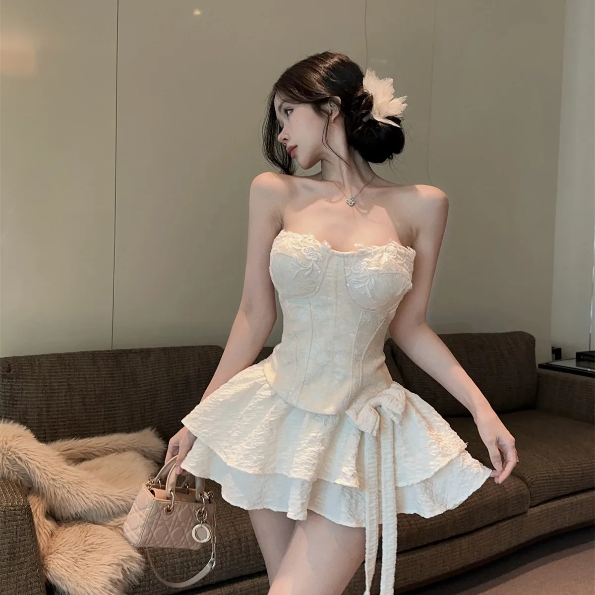 

Pure Desire Sweet Lace Floral Embroidery Waist Tie Bralette Top Satin Puffy Skirt Two Piece Set Women's Fashion Autumn Winter...