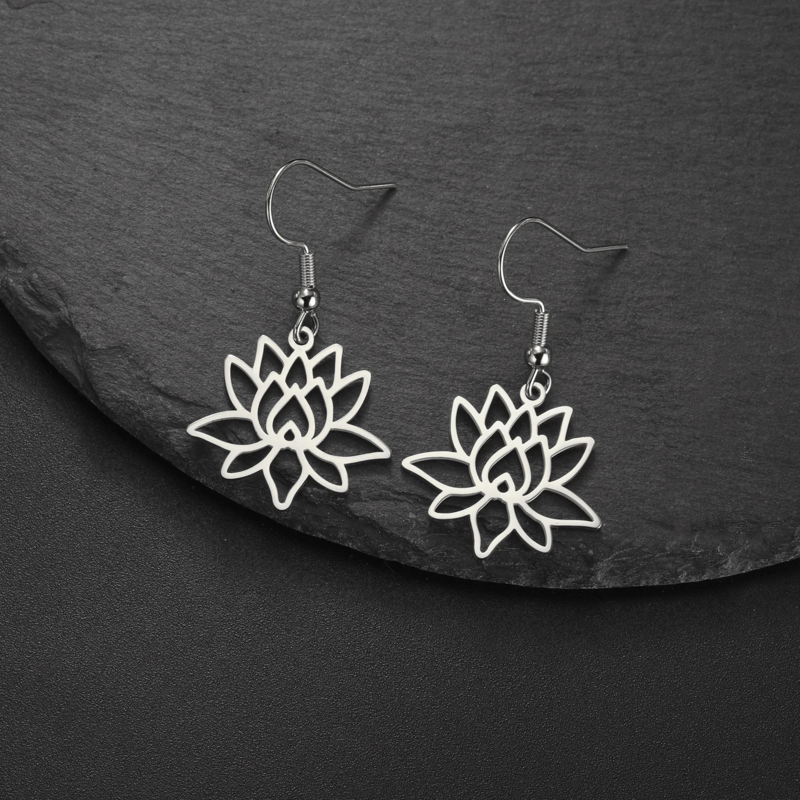 Yoga Lotus Earrings Stainless Steel Women\'s Retro Religious Buddhist Talisman Pendant Halloween Jewelry Gift Wholesale