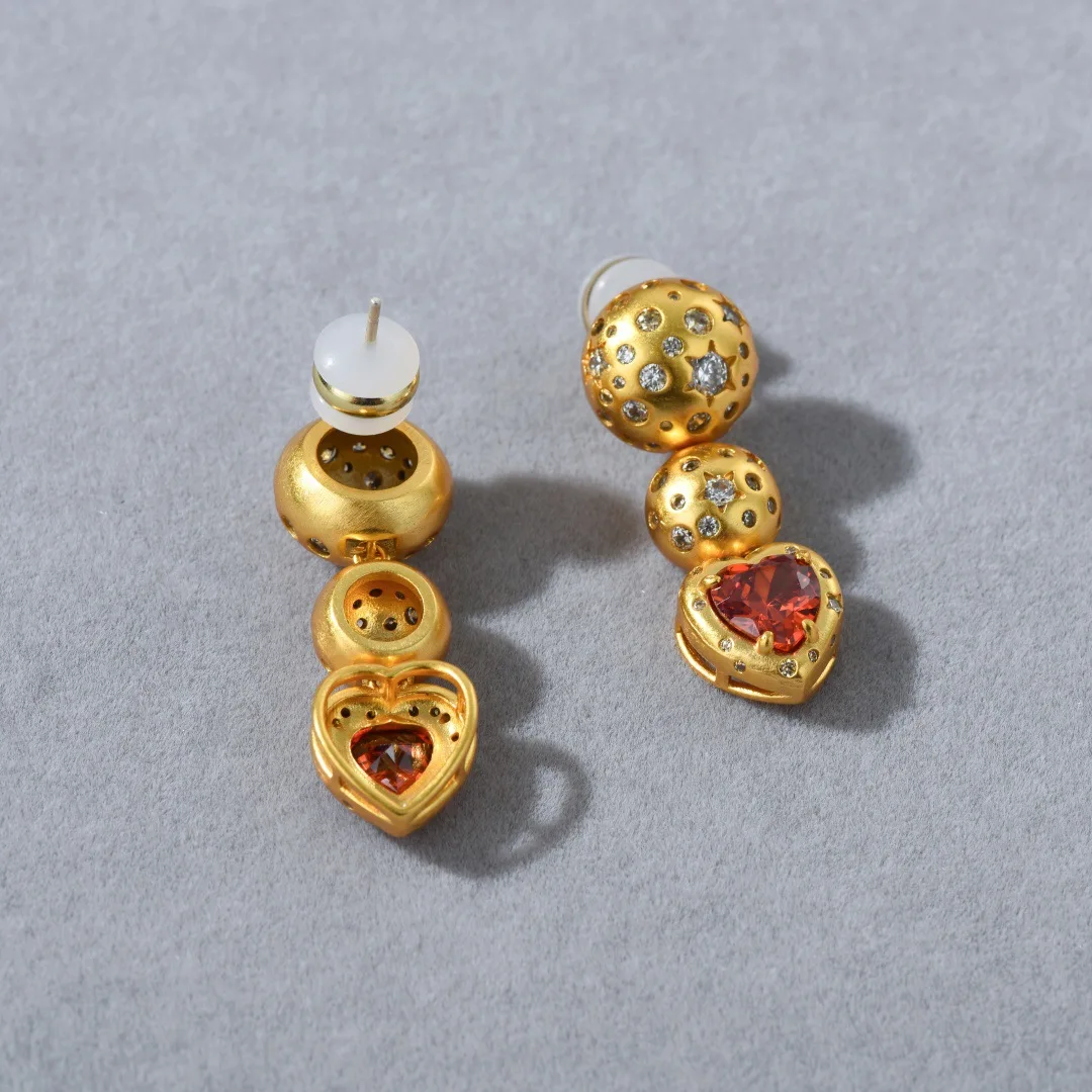 Round Ball Inlaid Zircon Heart Spliced Earrings for Women Red Heart Zircon Delicate Retro Noble Unique Daily Luxury Ear Jewelry