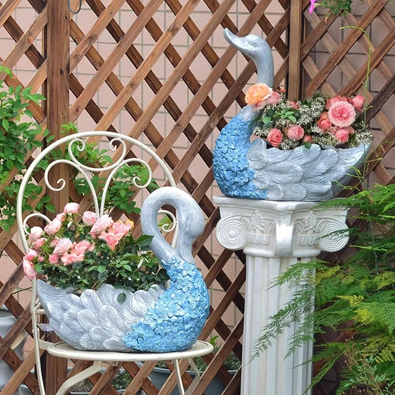 

Nordic modern swan flower pot outdoor garden landscape animal ornament Roman pillar courtyard villa landscaping decoration