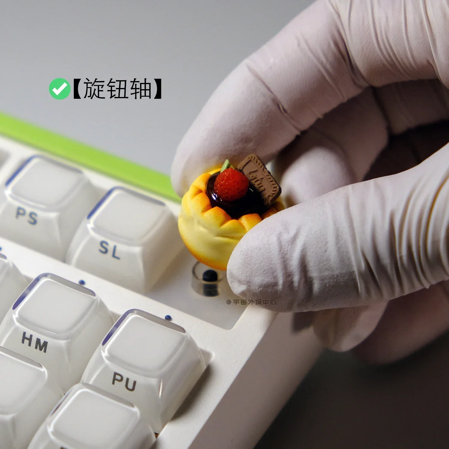 Cute strawberry chocolate cake personalized keycap knob hat creative custom