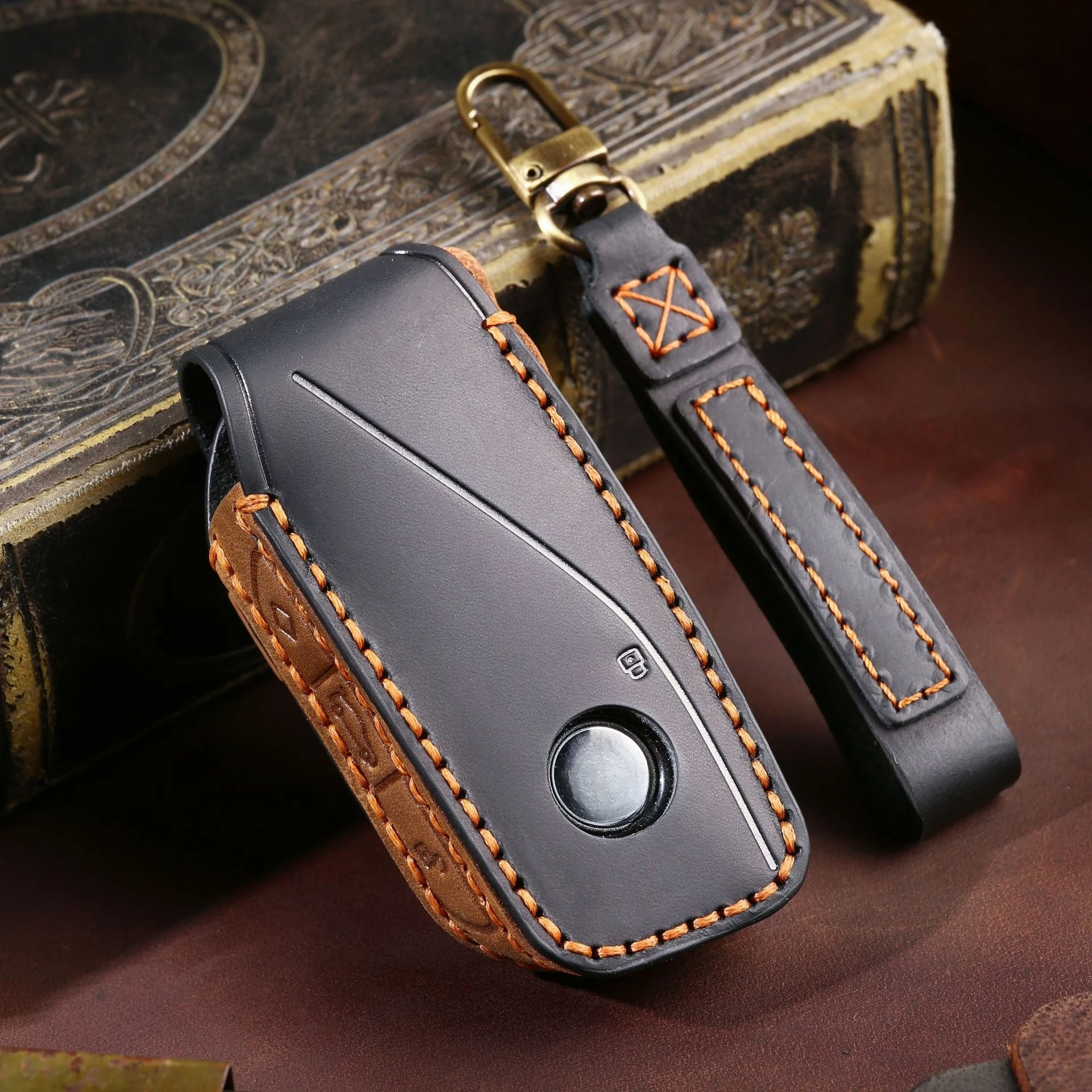 

Leather Car Key Cover Keychain Holder Case Protector for BMW I7 X7 G07 LCI IX I20 X1 U11 7 Series G70 G09 XM U06 G81 M3 Remote