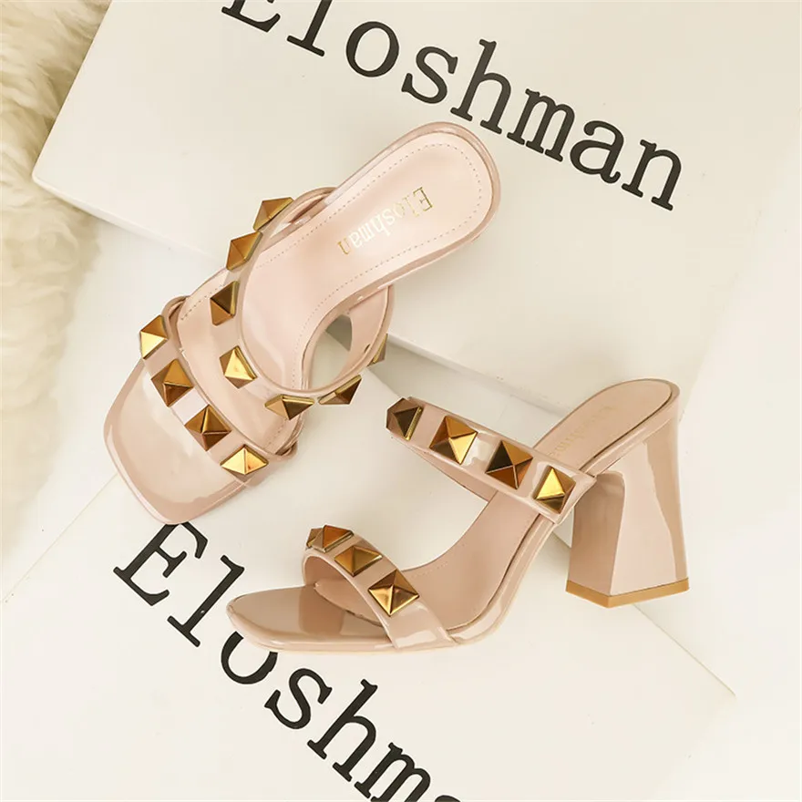 

Big Rivets Black Red Women Slippers Street Style Patent Leather High Heels Summer Sandals Party Ladies Square Toe Slides Shoes