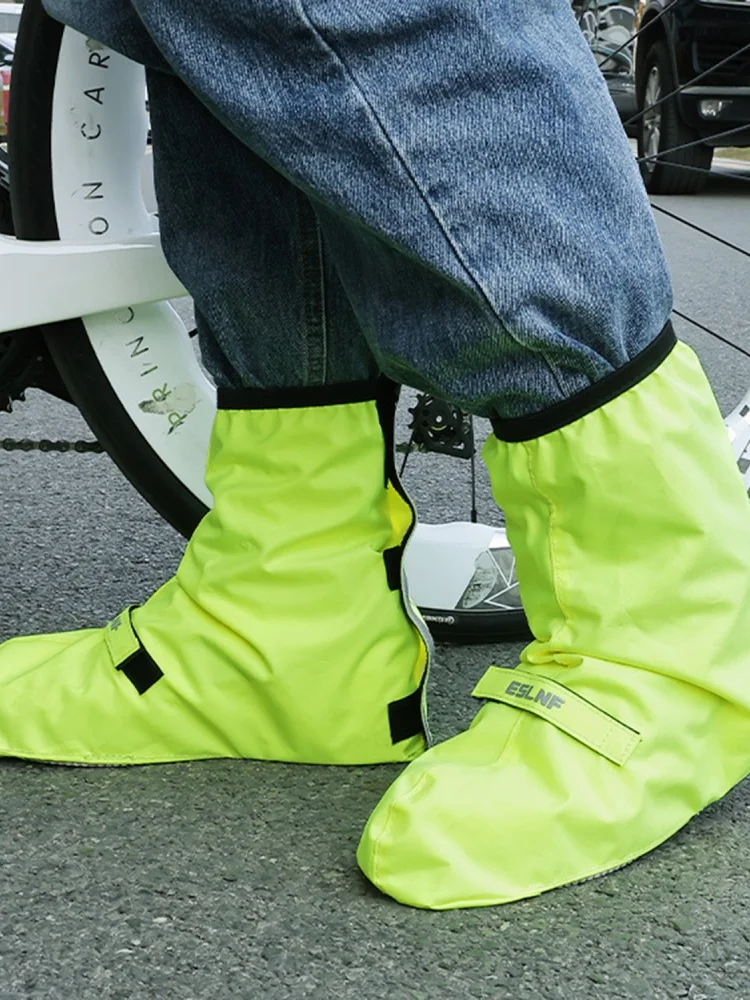 AliExpress NONE Cycling rainproof shoe covers thickened, non-slip, waterproof and windproof for road and mountain bikes, lock shoe boots, cyclin
