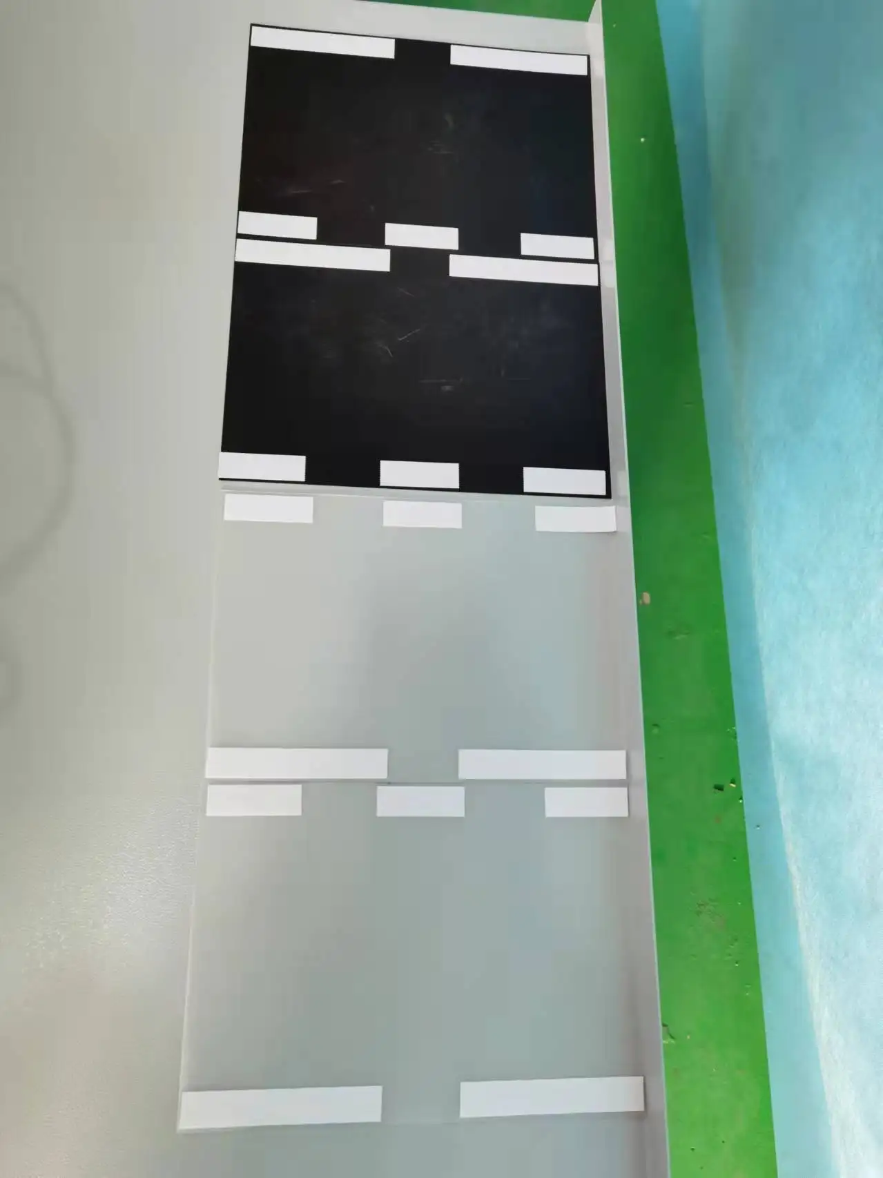 آلة طلاء الشريط PVC على الوجهين لآلة تغليف الكرتون المواد الغذائية ذات الصندوق الخشبي