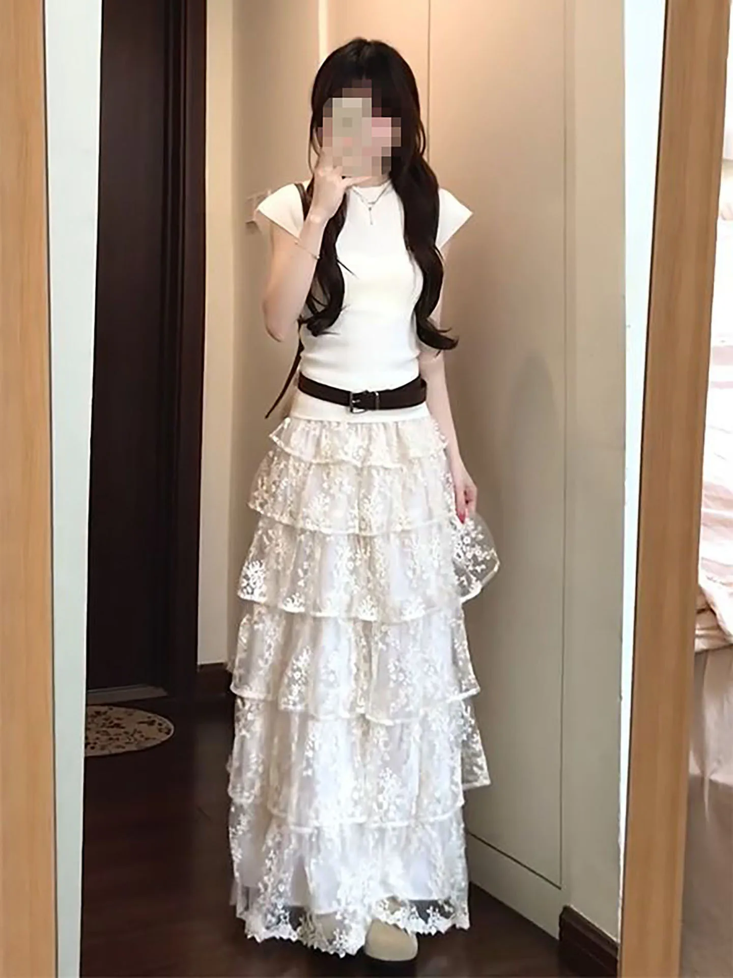 

Sweet Elegant White Short Sleeve Lace Cake Skirt Two Piece Set for Women High Waist Regular Fit Summer Fashion Student Ensemble