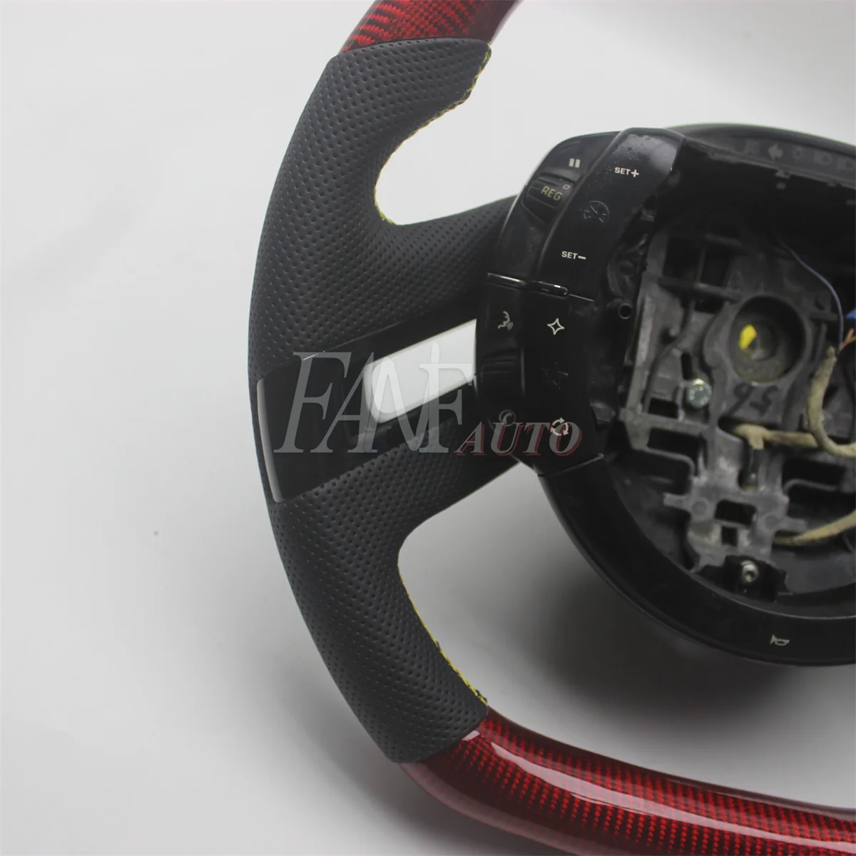 Replacement Real Carbon Fiber Steering Wheel with Leather for Citroen C-QUATRE C4