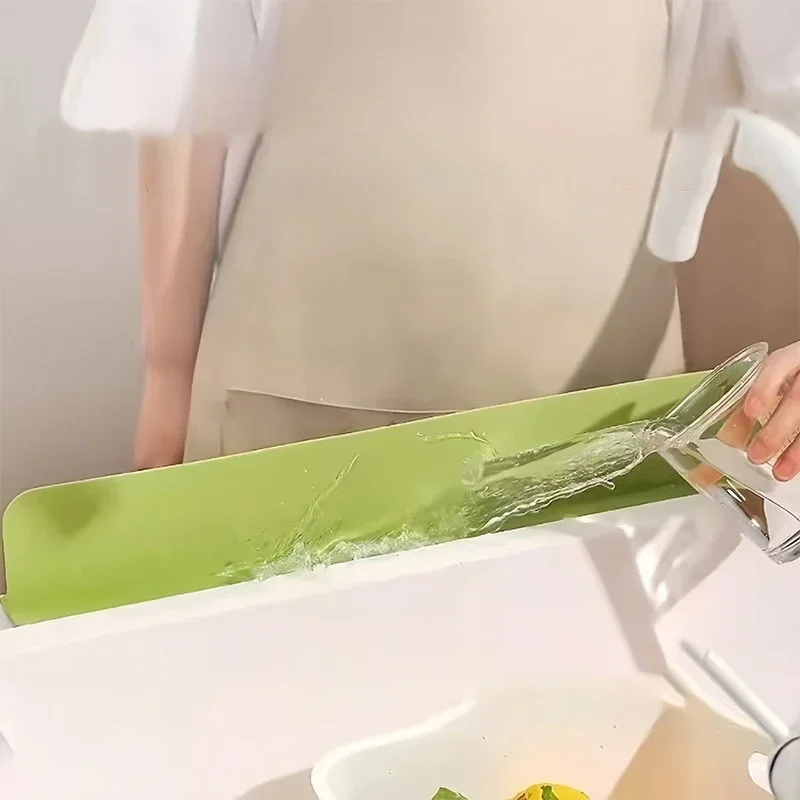 

New Pure Silicone Kitchen Splash Guard for Sink Washbasin and Dishwashing Basin Waterproof Barrier Strip Practical Kitchen Tools