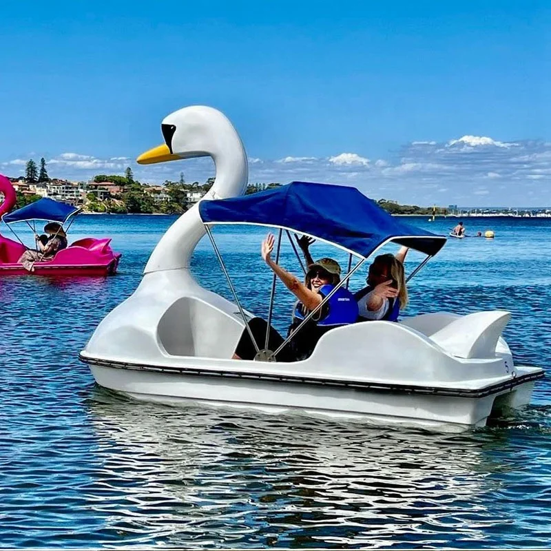 

Customizable multicolor swan pedal boats maximize safety