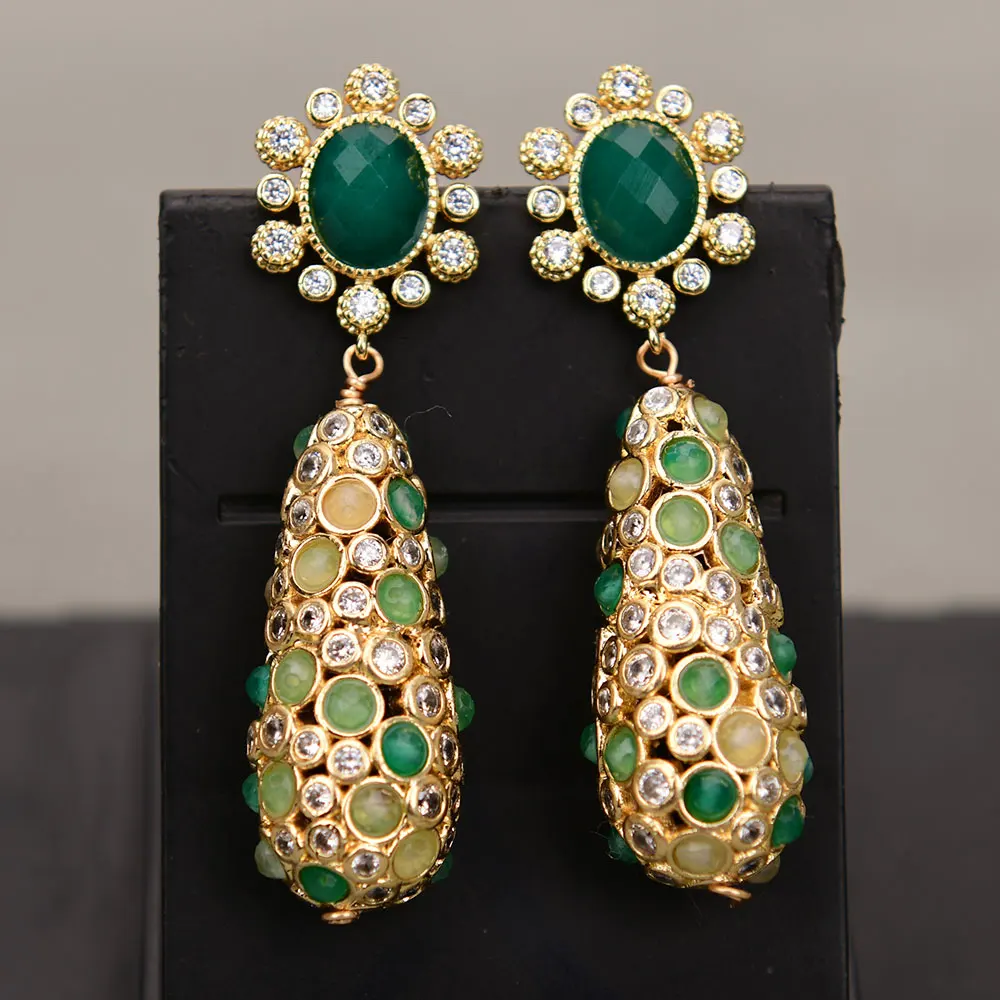 

GG Natural Green Fluorite Stone Teardrop Quartz Paved Gold Plated Green Jade Stud Earrings