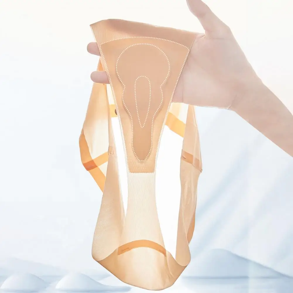 ملابس داخلية نسائية منخفضة الارتفاع رفيعة للغاية من الحرير الجليدي ملابس داخلية للسيدات بدون خياطة بدون تظهر سراويل داخلية غير مرئية منخفضة على شكل حرف V