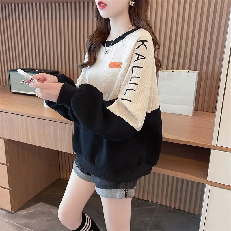 

Personalized Patchwork Thin Round Neck Hoodie for Women Loose Korean Style Contrasting Color Embroidered Letter Top Trendy