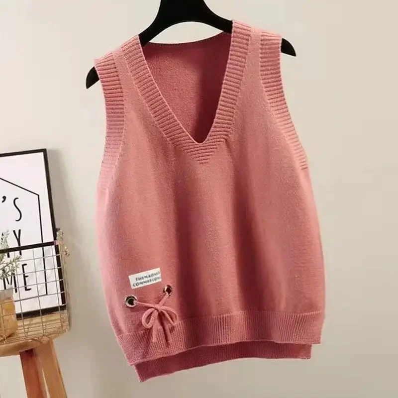 

Spring Autumn New Solid Trendy V-neck Knit Vest Women's Loose Korean Edition Versatile Look Slim Knitted Sweater Simple Sweater
