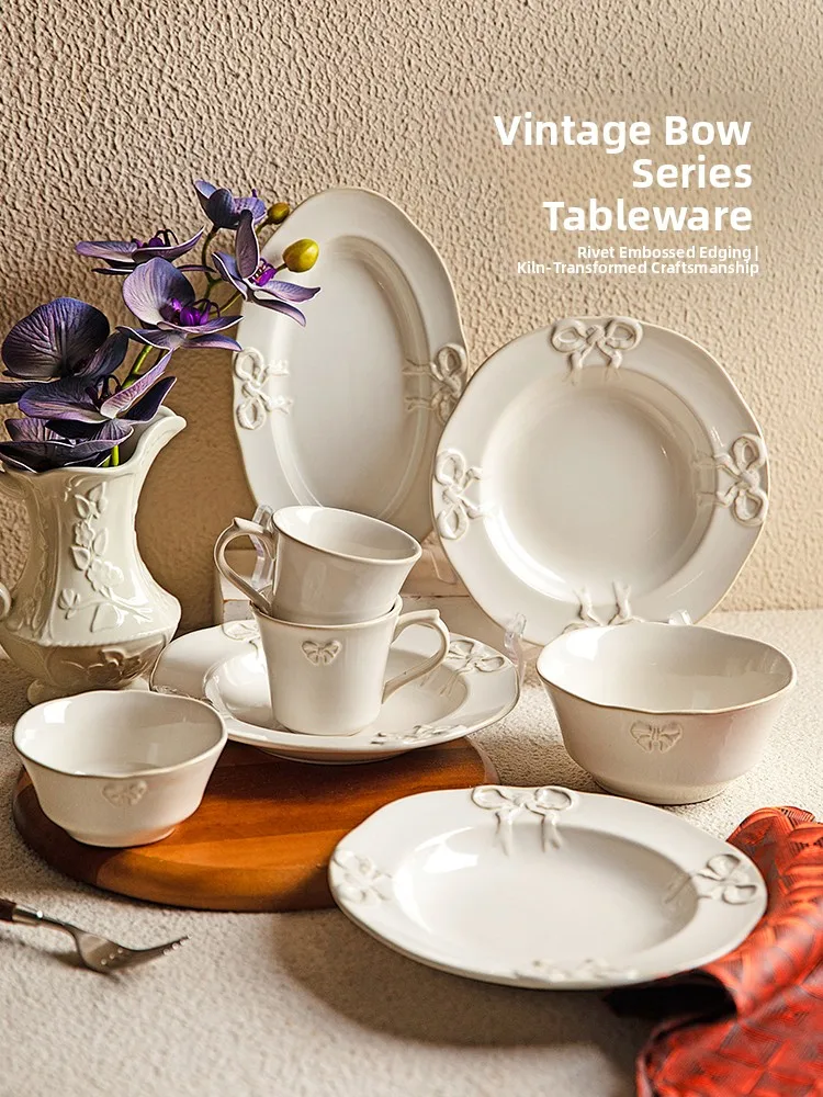 Modern Housewife Em…