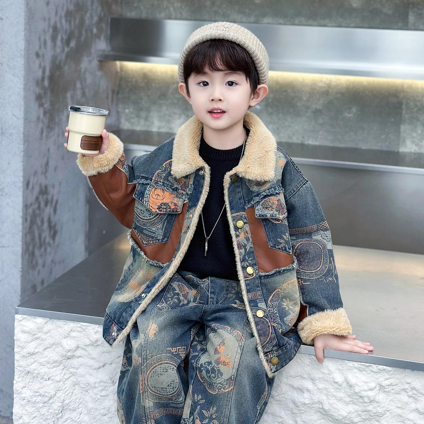 

Детский джинсовый комплект: куртка и брюки с подкладкой из кроличьего меха, осенне-зимний модный уличный костюм из двух предметов для мальчиков