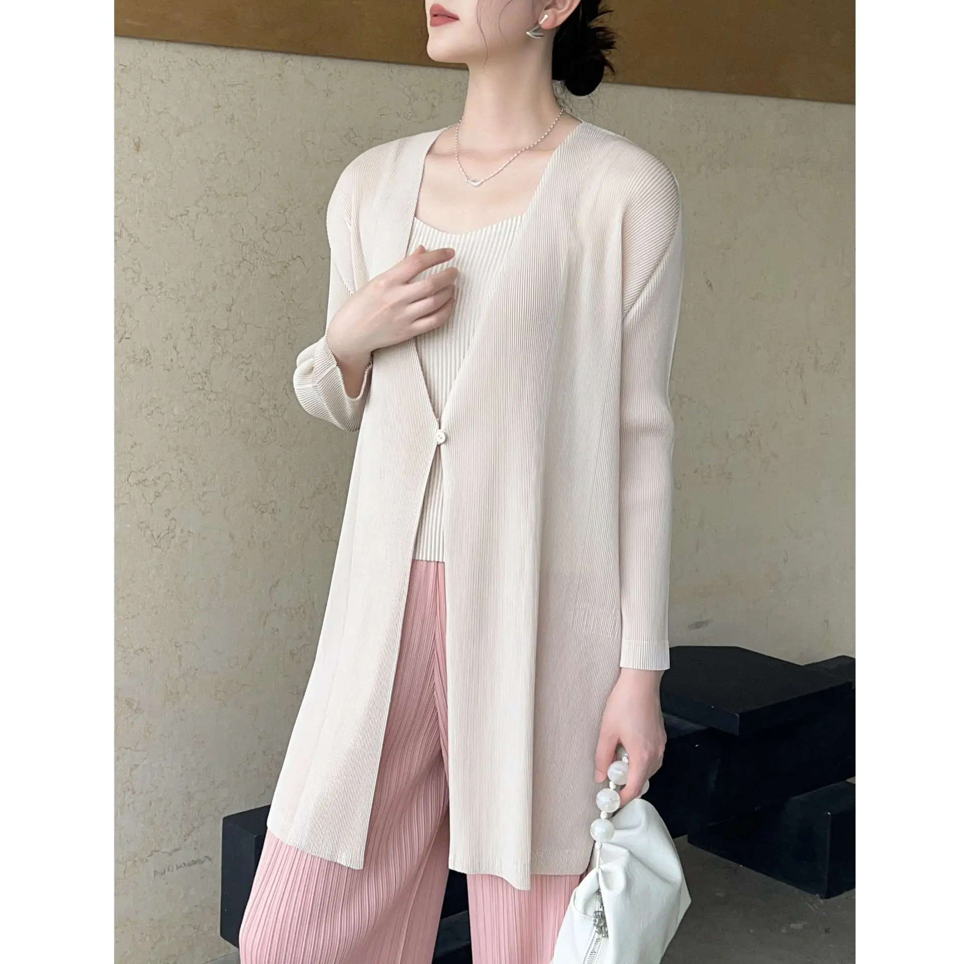 

Miyake Pleated 2026 Early Spring New High-end Pleated Coat Casual Versatile Super Soft and Comfortable One-button Jacket Pleats