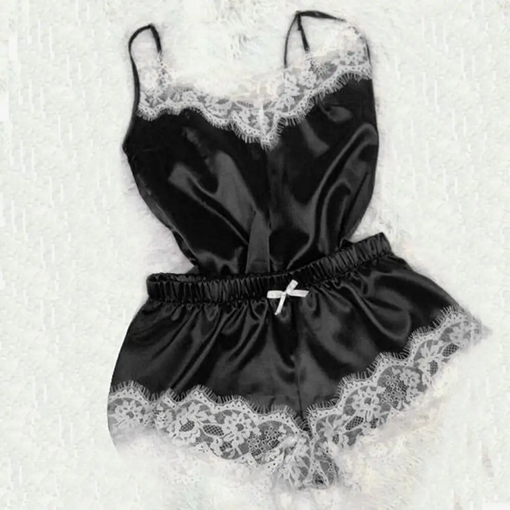 Sleepwear Spaghetti Strap Lace Stitching Vest Shorts Set Imitation Satin V-Neck Sleeveless Pajama Set for Wedding Night 90%