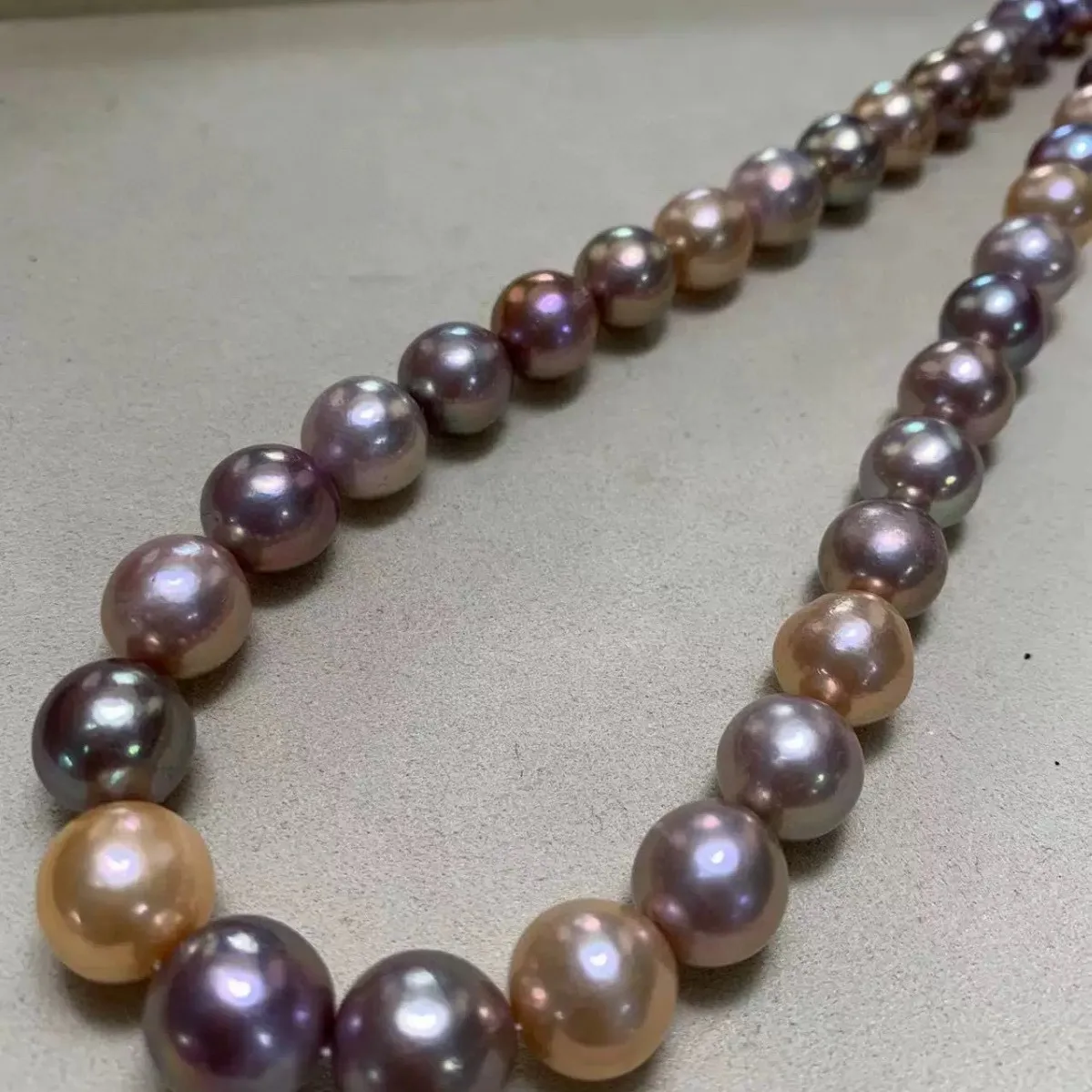 

Ожерелье из жемчуга Эдисона ярких цветов 9-13 мм, пресноводные почти круглые небольшие недостатки, блестящие ювелирные изделия