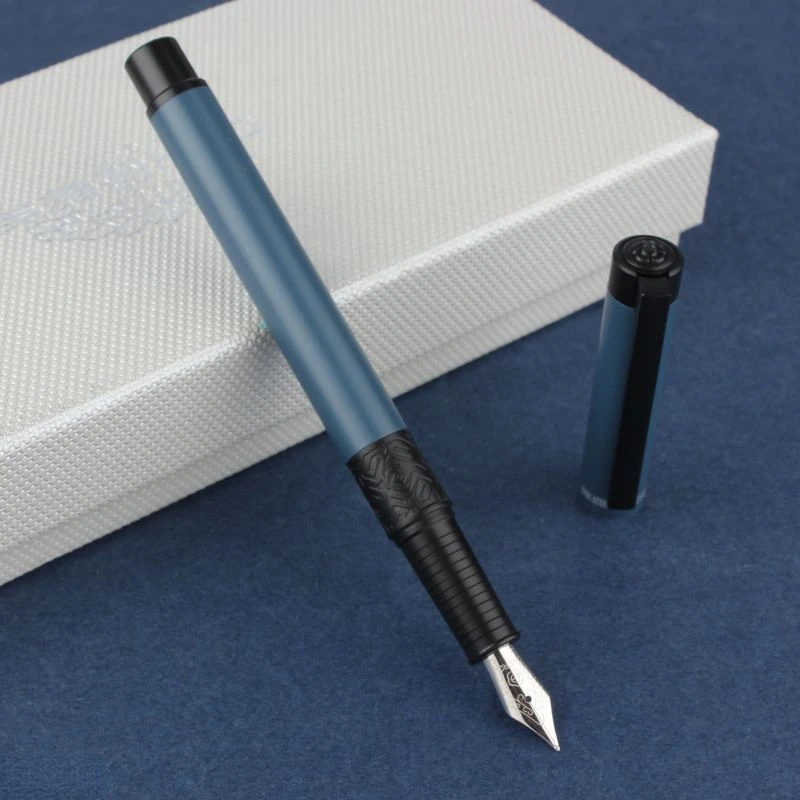 Luxury New HERO H667 Fountain Pen Iridium Gold F 0.5mm Nib Ink Pen Men Women Business School Office Writing Mb Gift Stationery