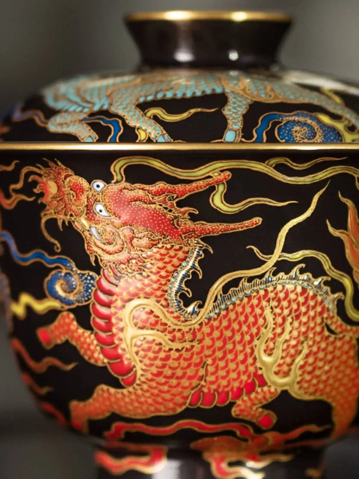Holy Mountain Classy Black Glaze Gold And Silver Five Unicorn Gift Blessing Ceramic Jingdezhen Antique Handmade Tea Tureen